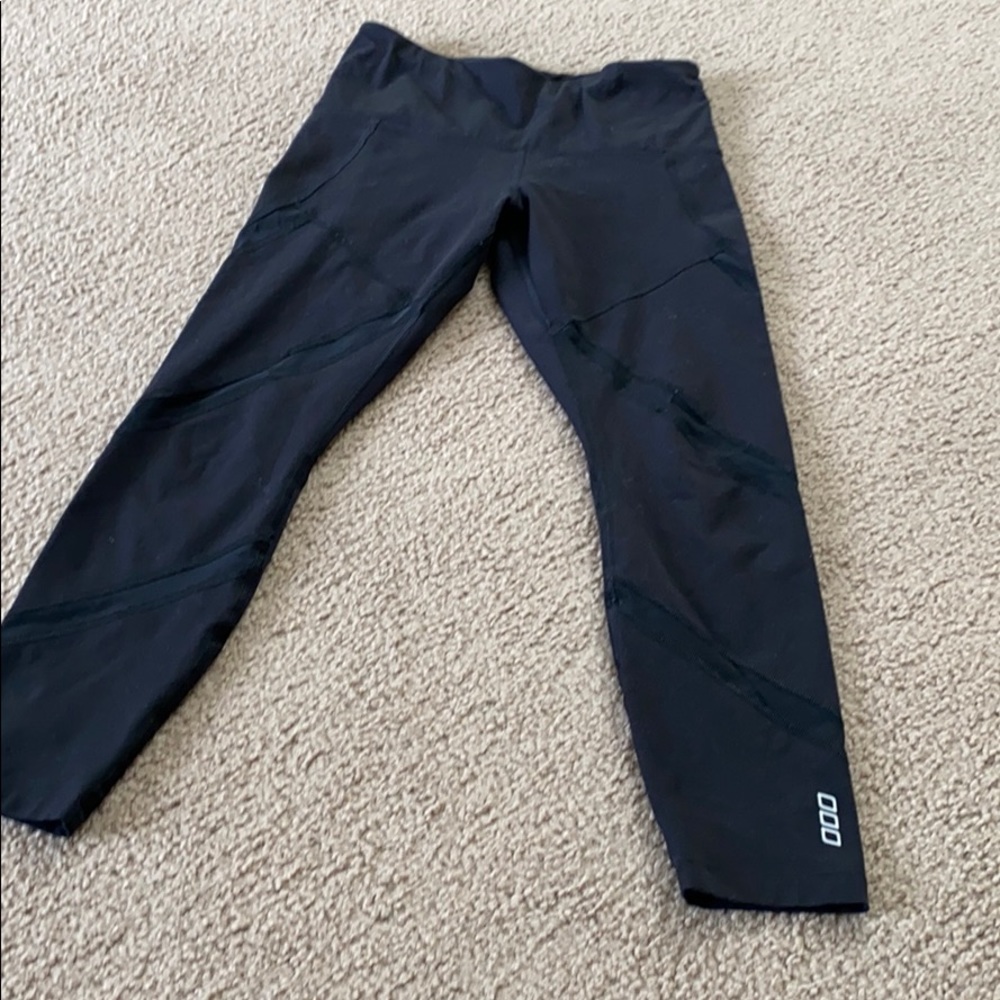 Lorna Jane Black leggings with mesh, Size Small